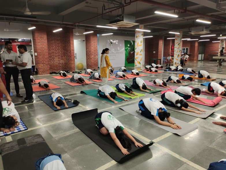 yoga-camp-2026-at-sharda-world-school:-nurturing-healthy-bodies-and-mindful-minds